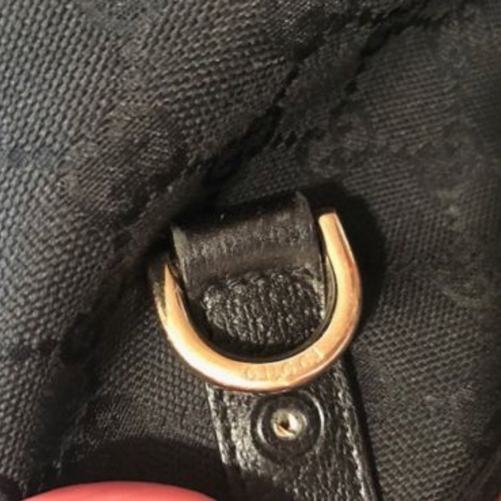 GUCCI Black Hobo Style Handbag with Gold Details - Picture 6 of 8